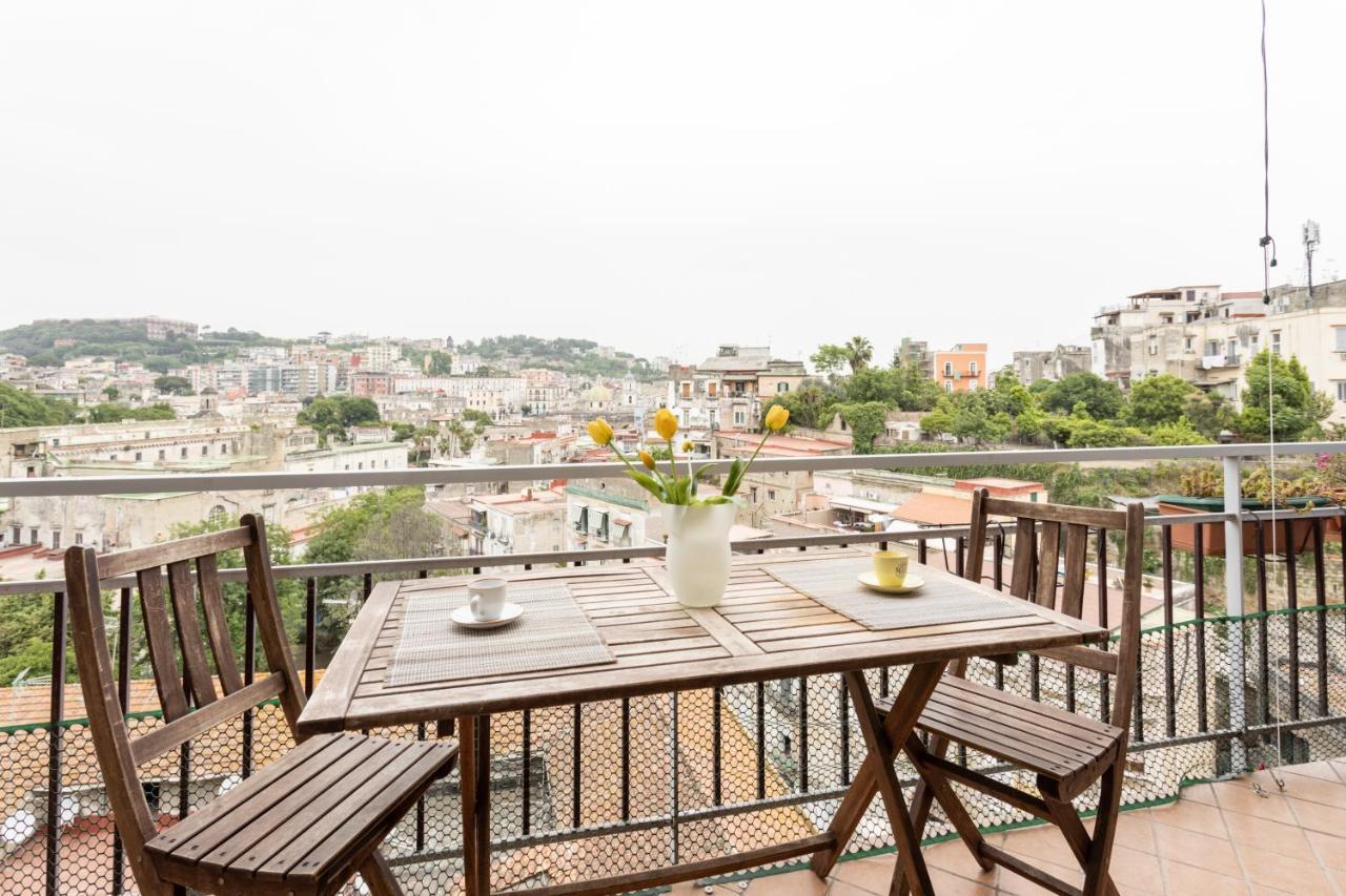 Panoramic Flat Between Materdei And Fontanelle 나폴리 외부 사진